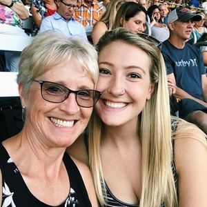 Meet your Posher, Sabrina